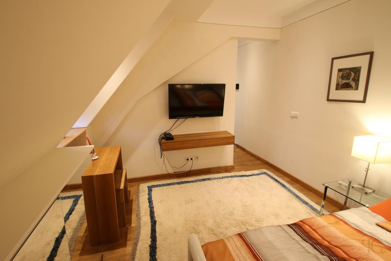 Goldener Hirsch Aparthotel Schriesheim Ngoại thất bức ảnh